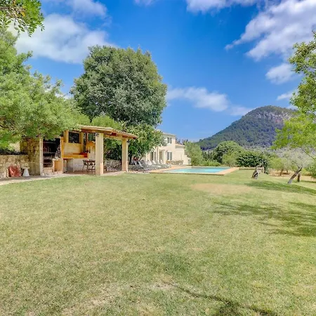 Mit Privatpool Fuer 12 Personen Ca 240 Qm In Pollenca, Mallorca Nordkueste Von Mallorca * Pollença