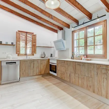 Mit Privatpool Fuer 12 Personen Ca 240 Qm In Pollenca, Mallorca Nordkueste Von Mallorca *